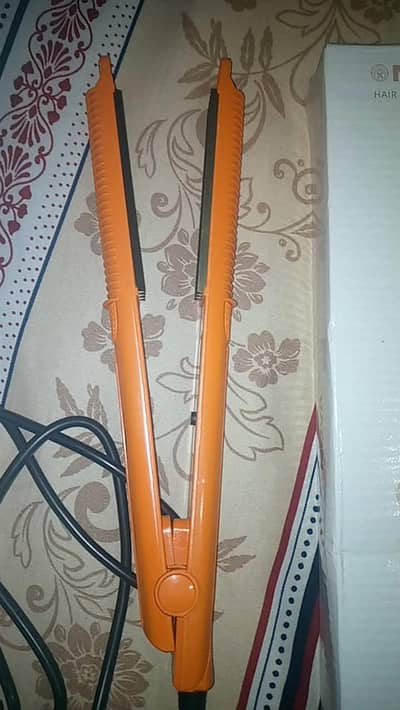 NOVA Straightener + Curler - Like New