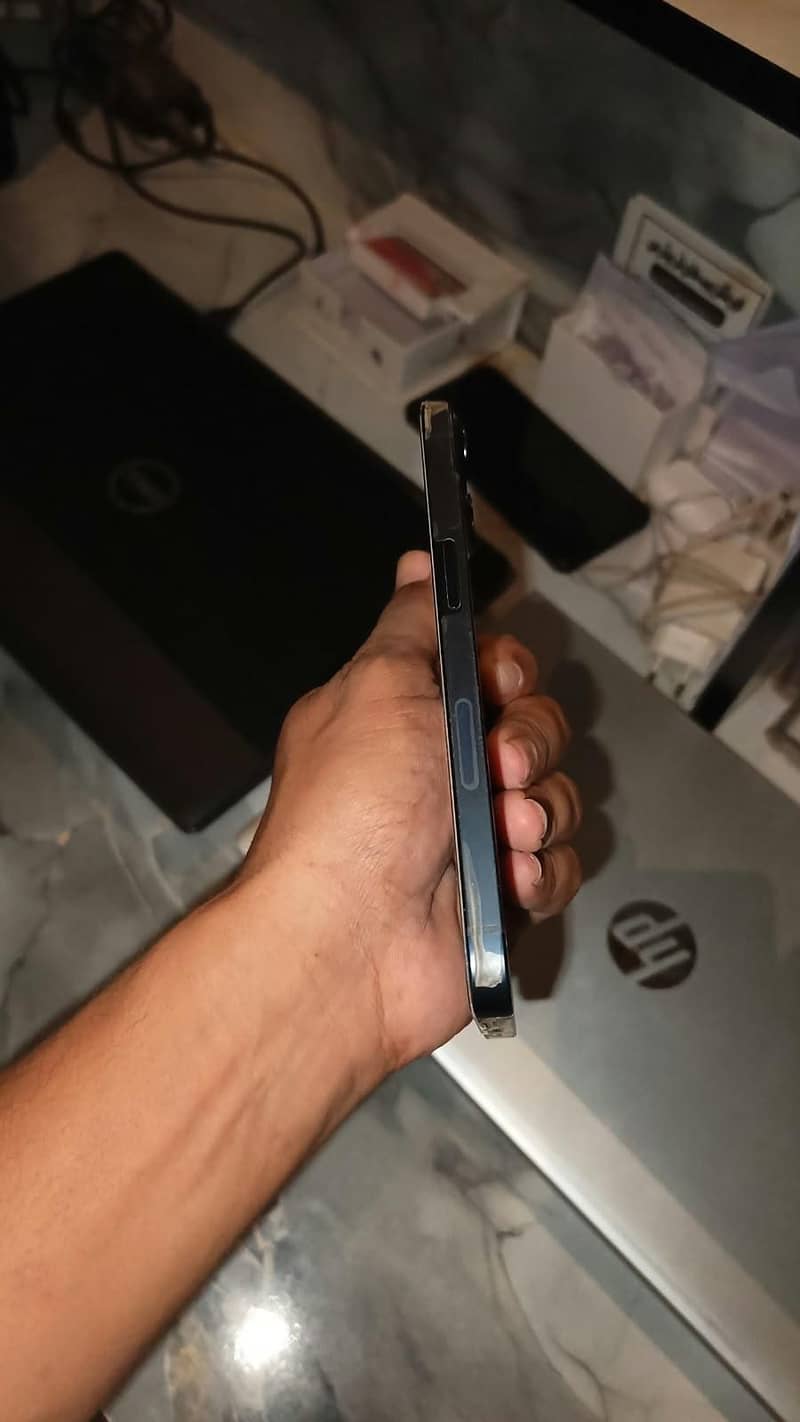 Apple iPhone 13 mini 3