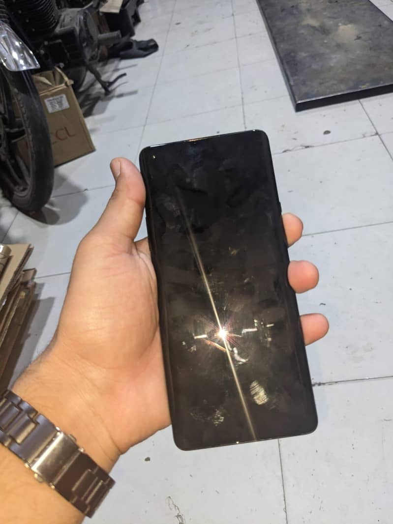 One Plus 8 Pro 3