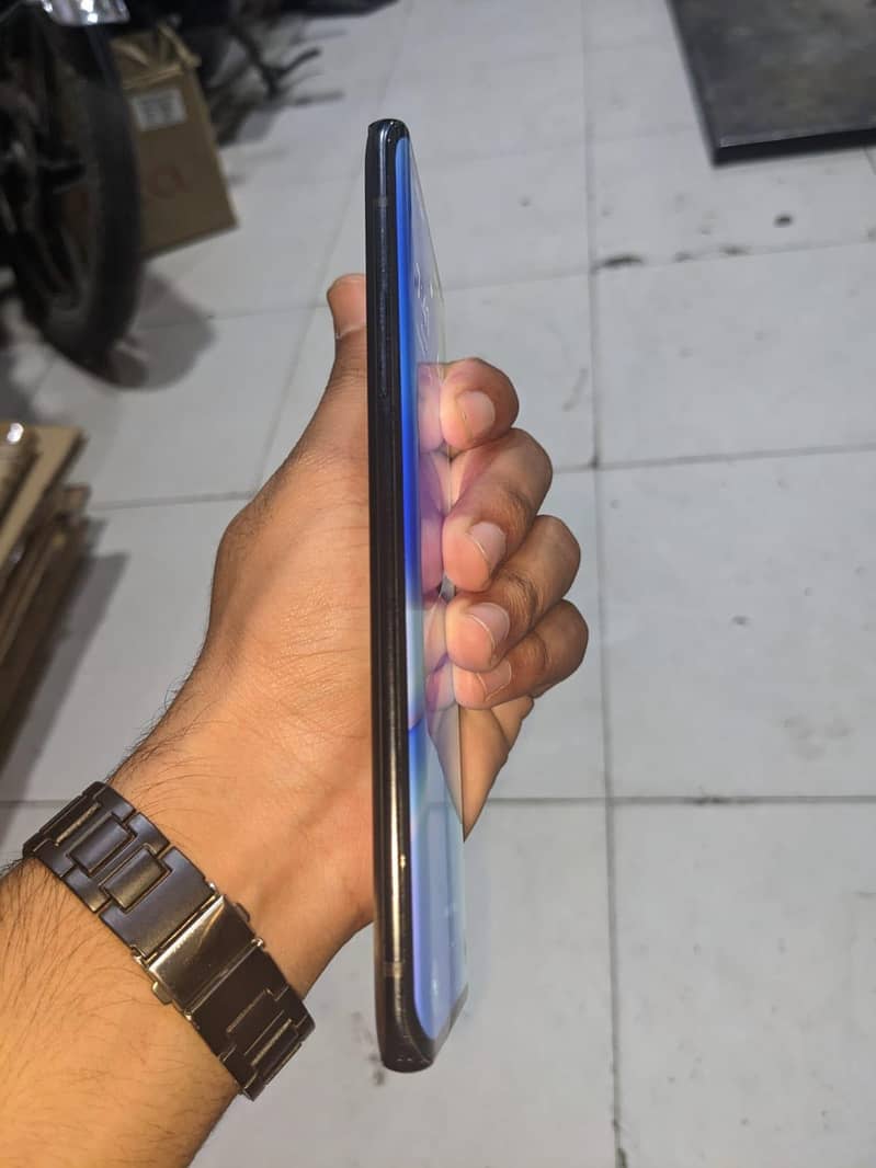 One Plus 8 Pro 5