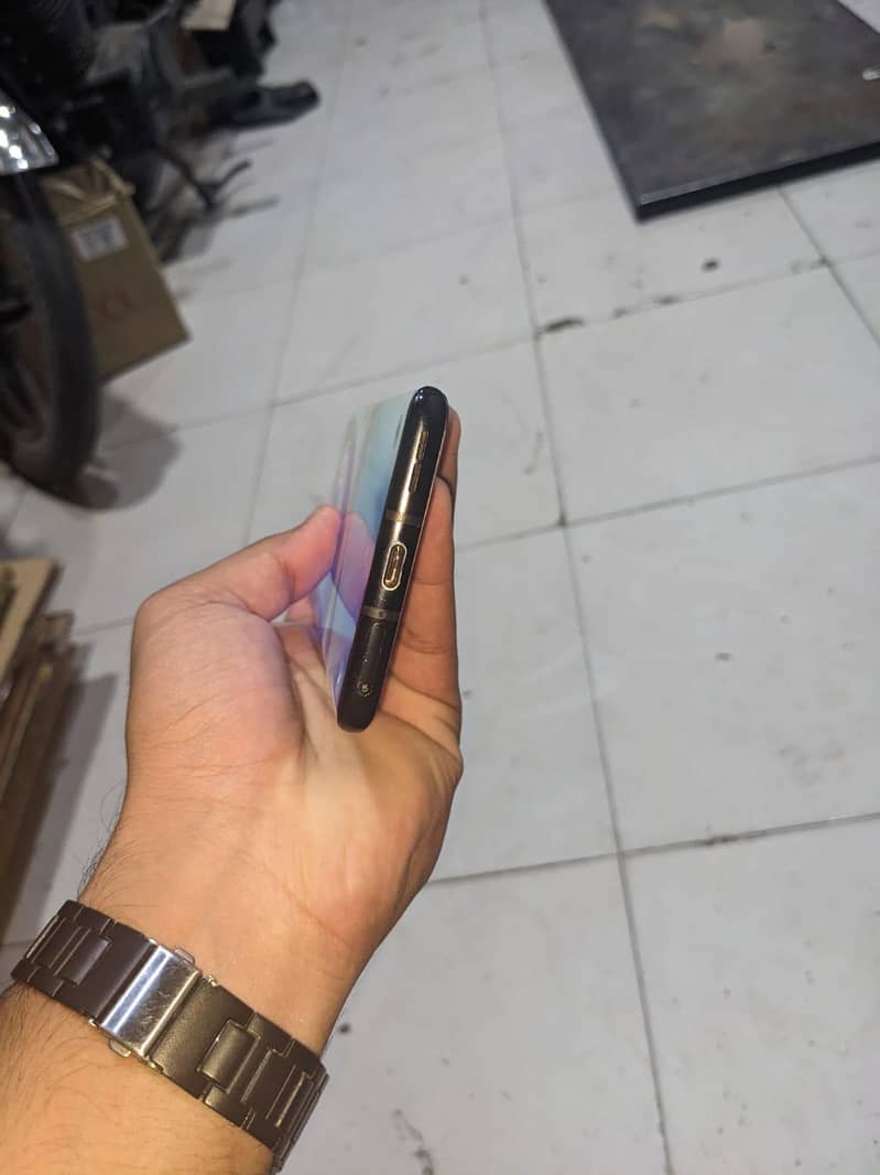 One Plus 8 Pro 7