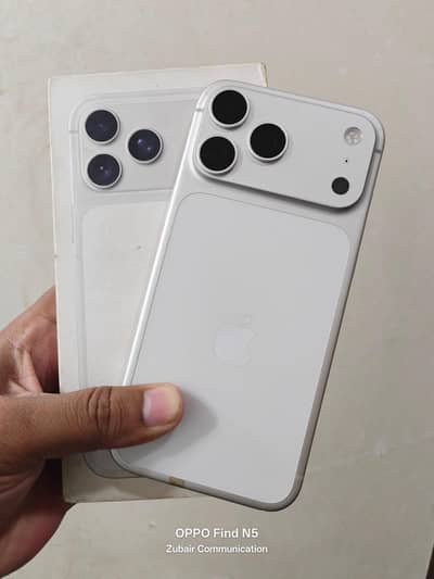 Apple iPhone 17 Pro Max Silver