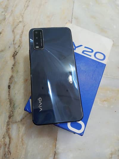 Vivo Y20 4/64 with box All Ok (Argent sell) Number 03123172314