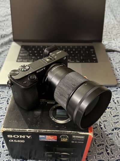 Sony A6400 + Sigma 30mm f/1.4