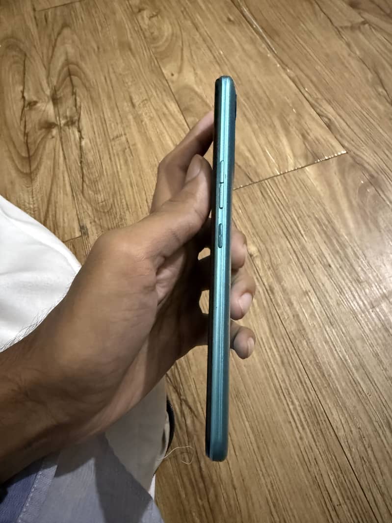 Tecno Spark 8C 1