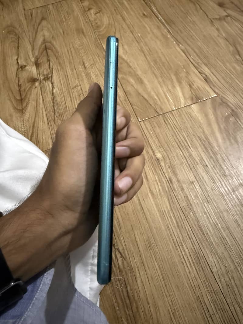 Tecno Spark 8C 2