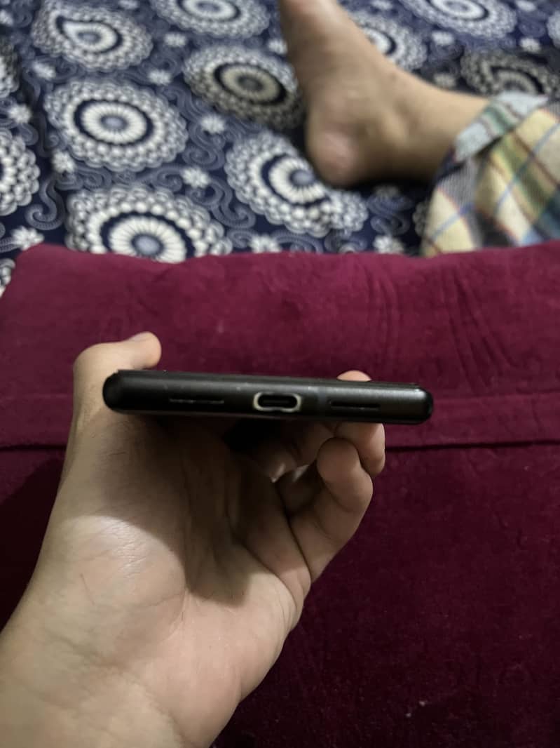Google Pixel 6 4