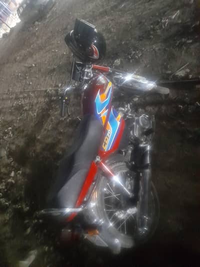 Honda CD 70 2025 Model | 11,000 KM Driven | Excellent Condition
