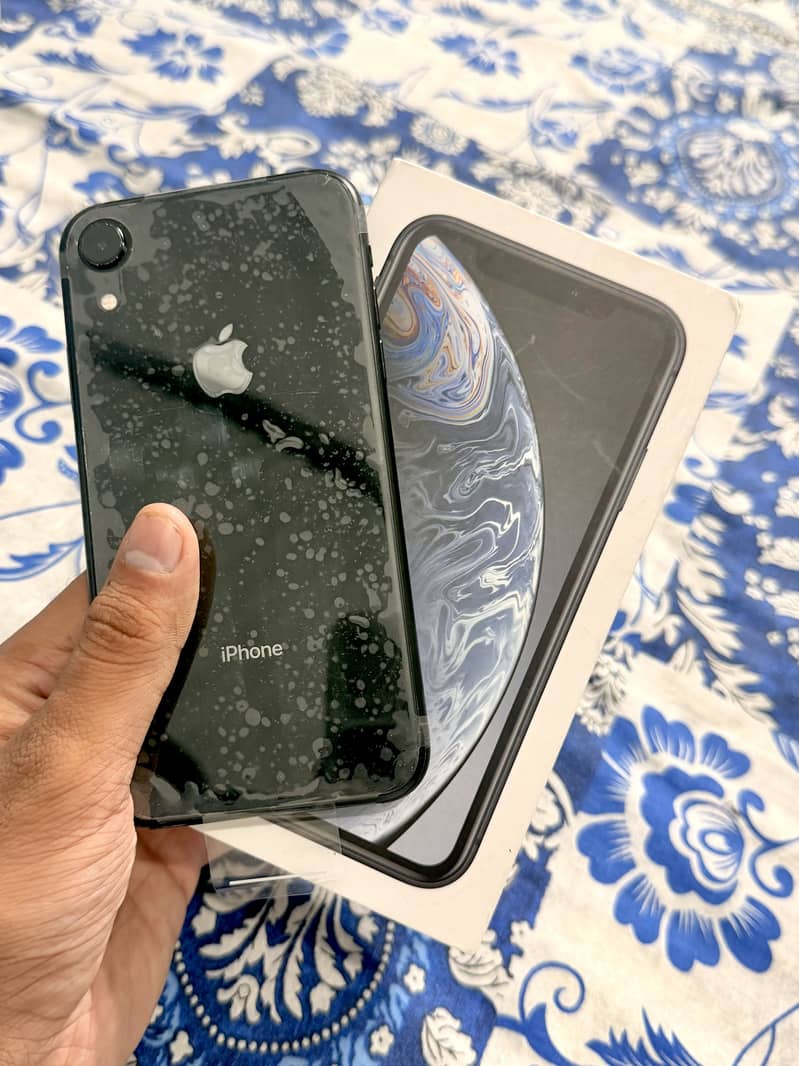 iPhone xR 2