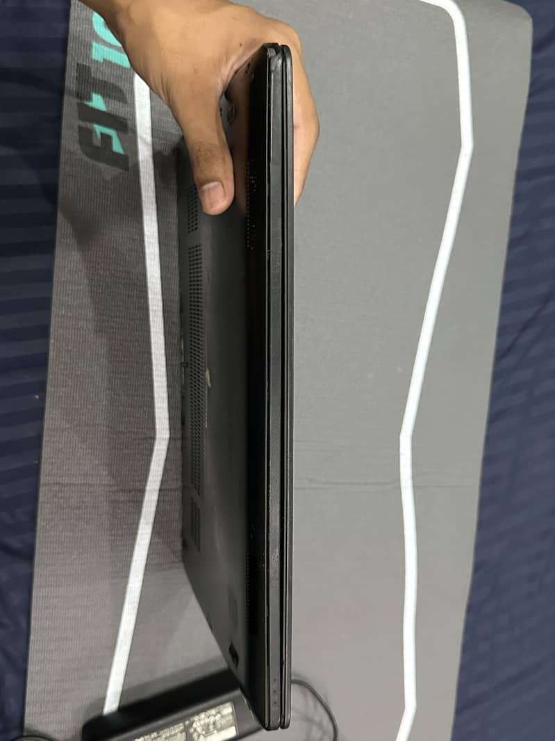 Dell 7470 8