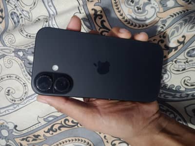 Apple iPhone 16