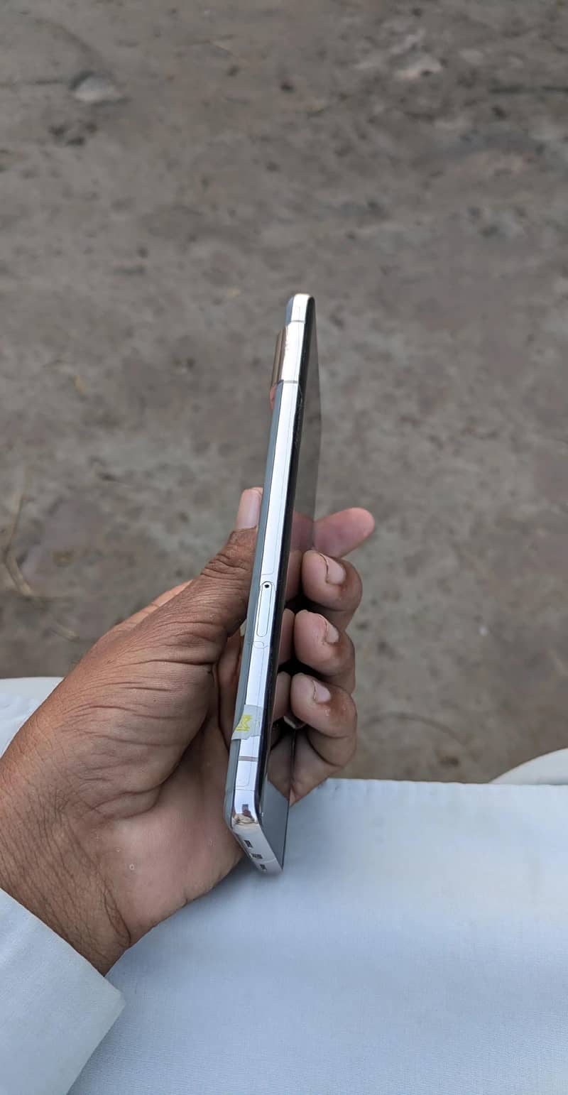 Google Pixel 7 Pro 2