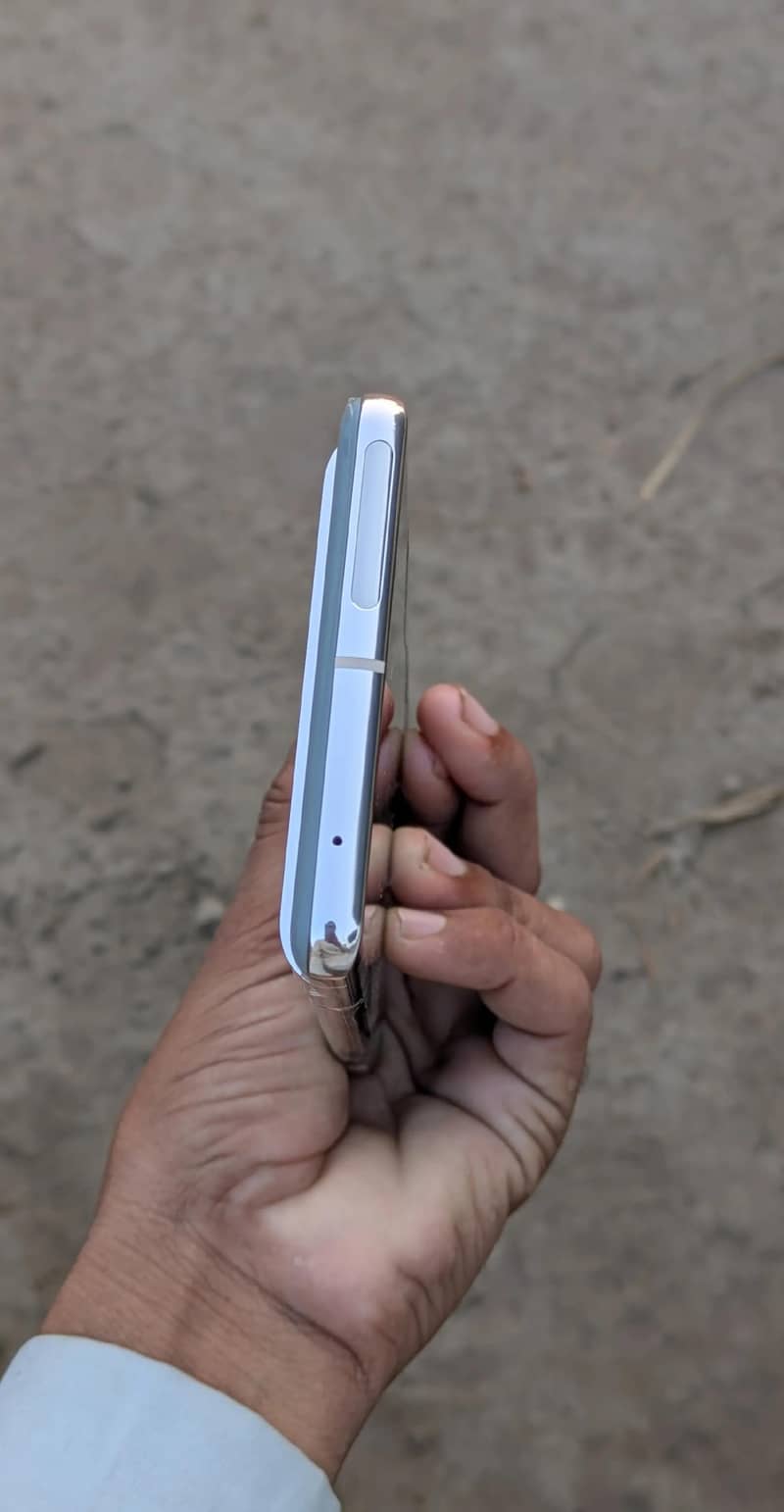 Google Pixel 7 Pro 4