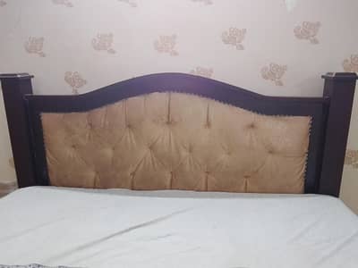 bedroom set 4 piece
