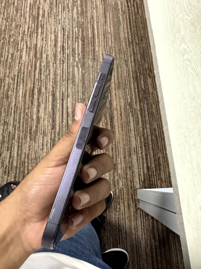 Apple iPhone 14 Pro Max 3