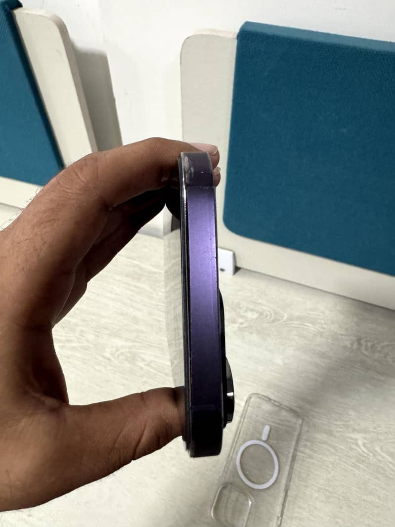 Apple iPhone 14 Pro Max 6