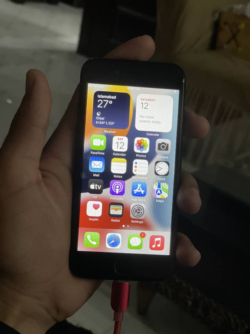 Apple iPhone 7 2