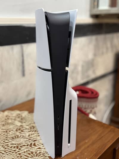 PS5 SLIM JAPAN VERSION. 815GB DISC EDITION.