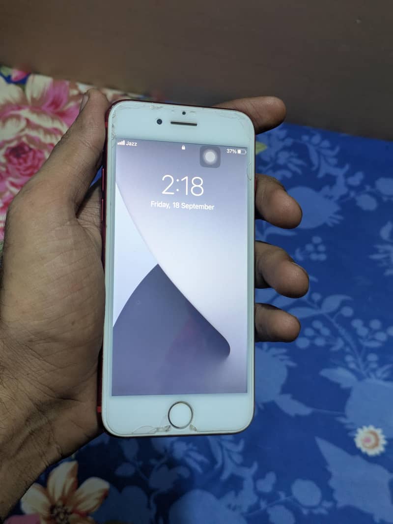 Apple iPhone 7 1