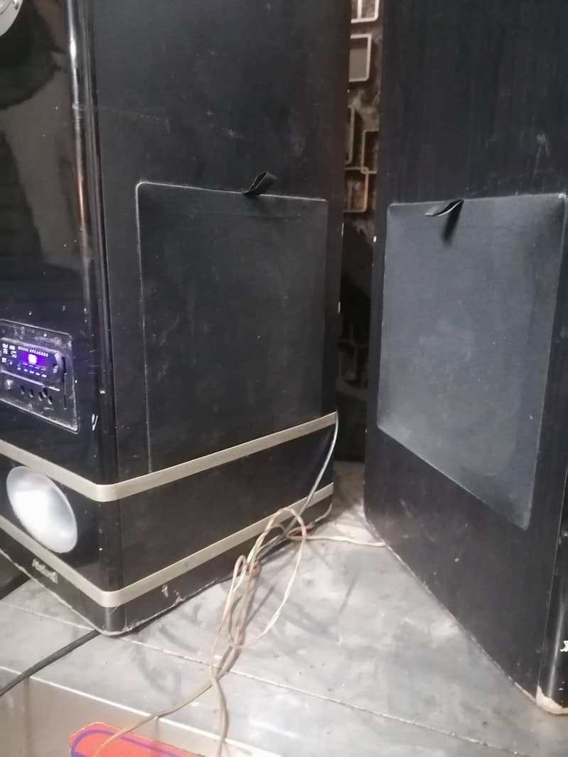 audionic 7.7 tower 5
