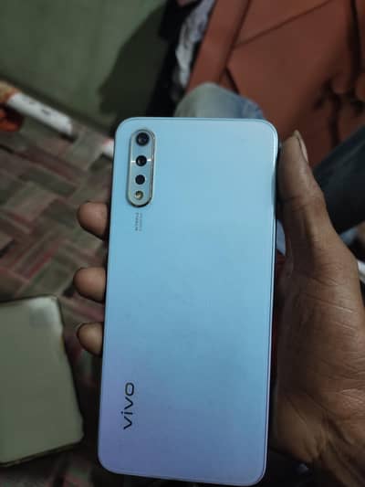 Vivo S1