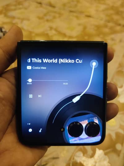 Motorola Razr 50 Ultra POORA ADD PERH LEN