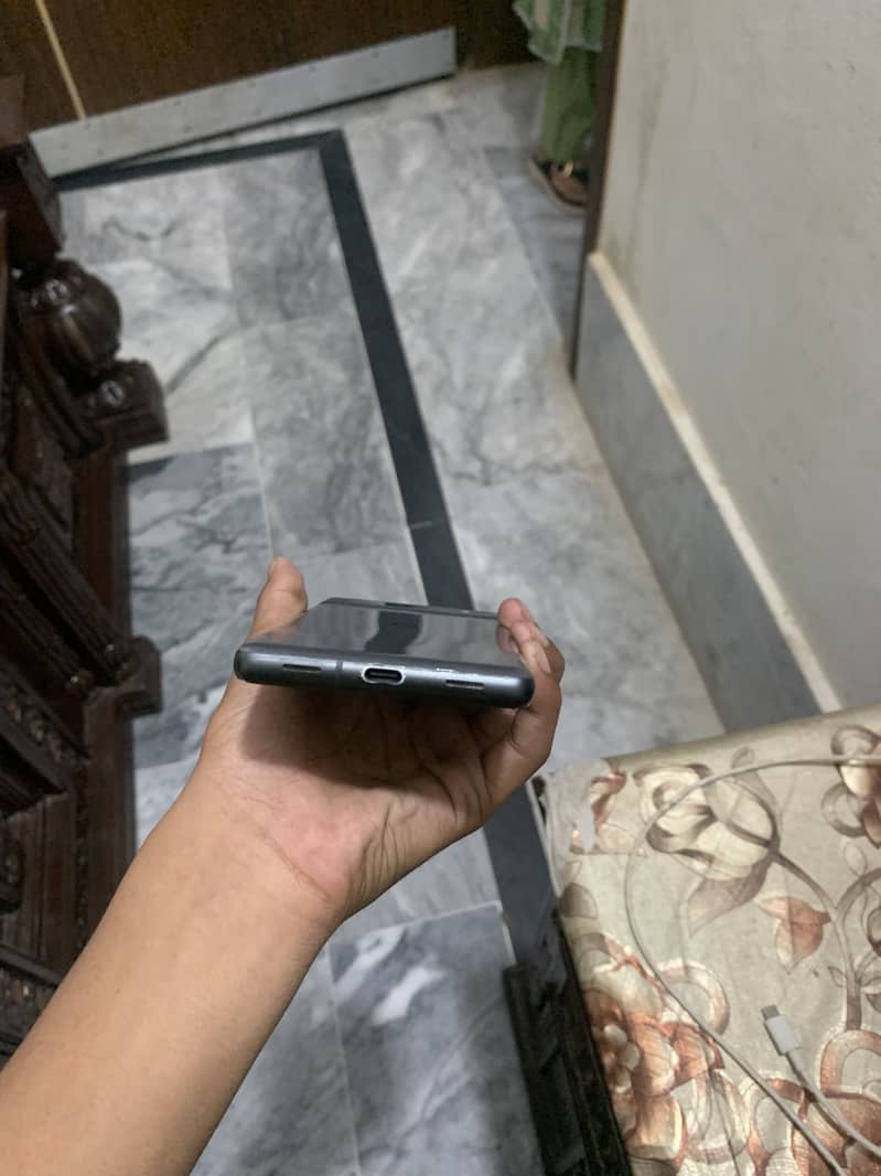 Google Pixel 7a 4