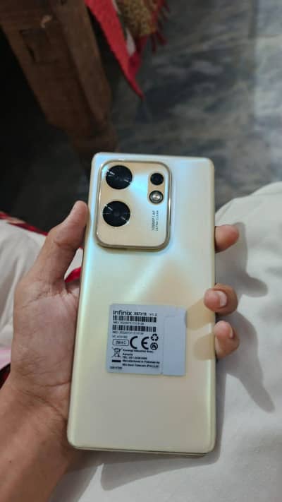 Infinix Zero 30