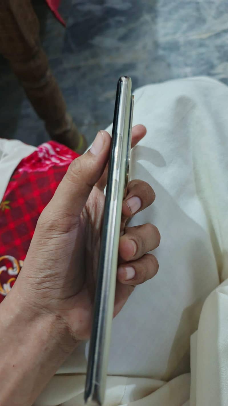Infinix Zero 30 3