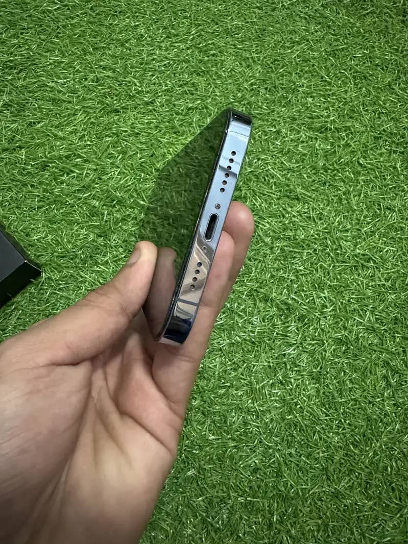 Apple iPhone 13 Pro Max 7