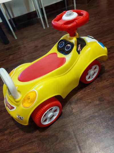 Toy car