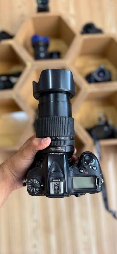 Nikon d7100 dslr camera available on gujrat