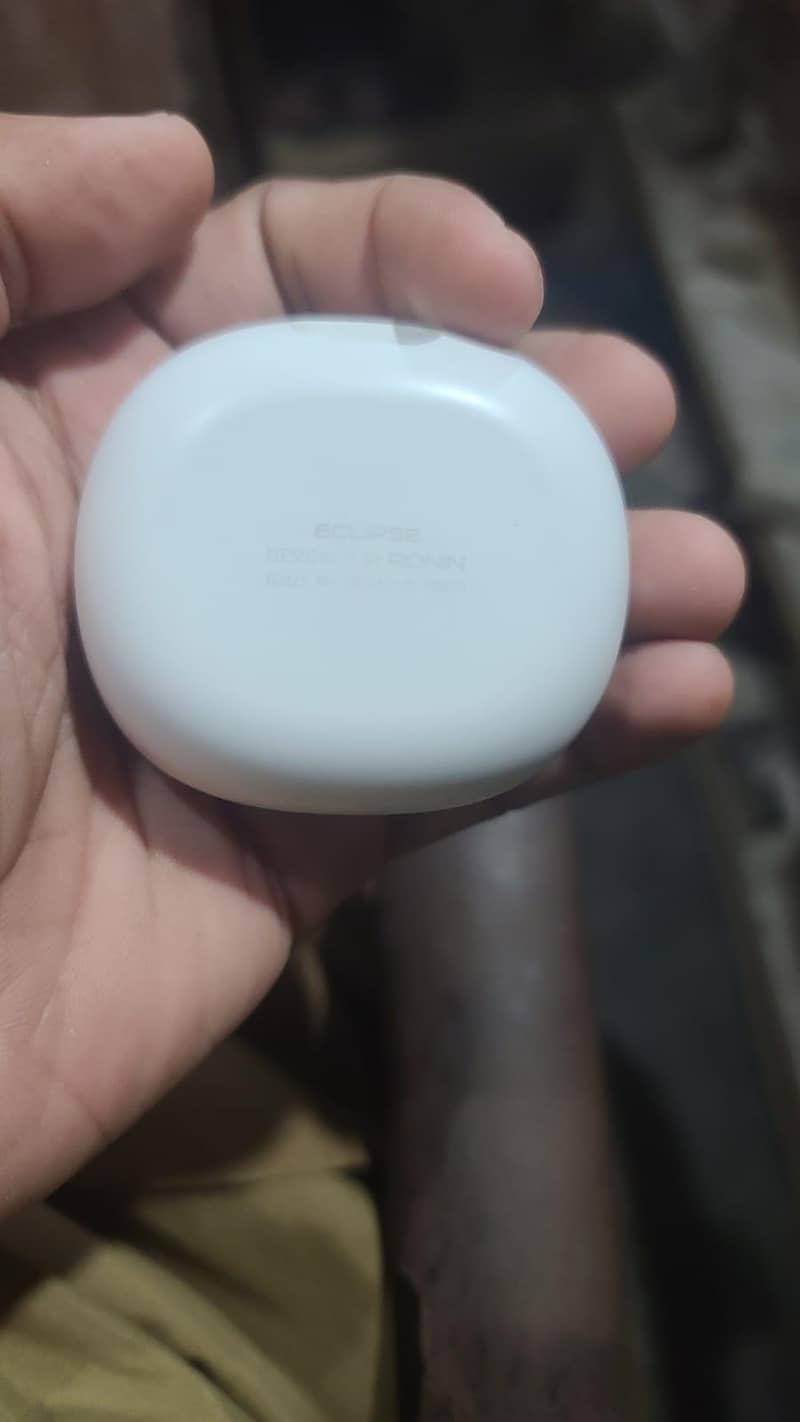 “RONN Wireless Earbuds – 10/10 Condition” 0