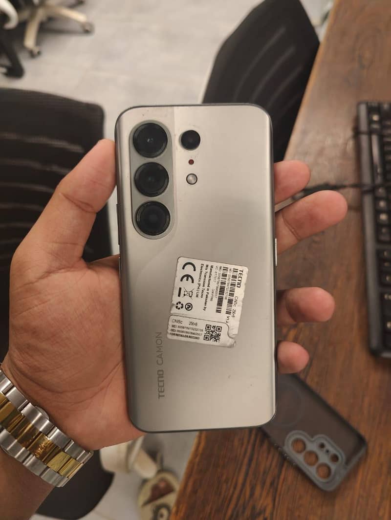 Tecno CAMON 50 pro 4