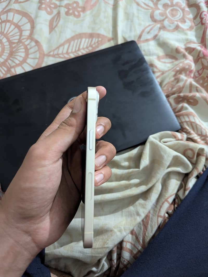Apple iPhone 14 1