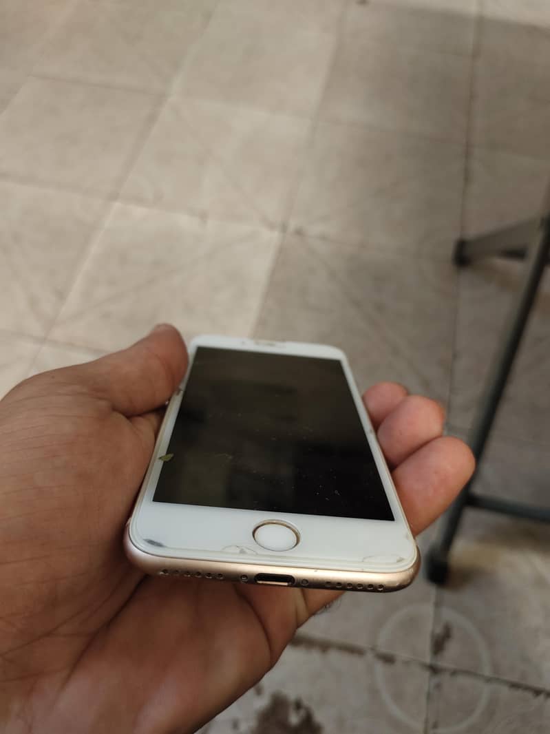 Apple iPhone 8 2