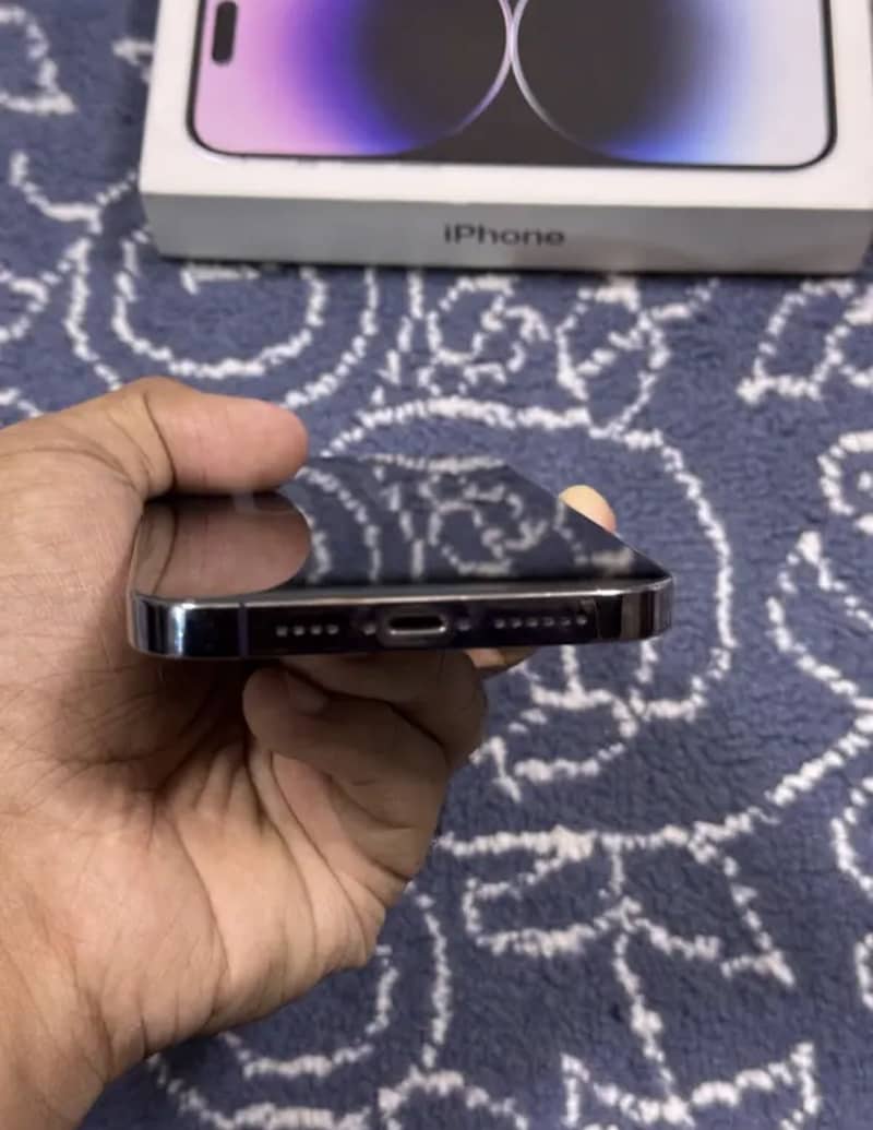 Apple iPhone 14 Pro 2