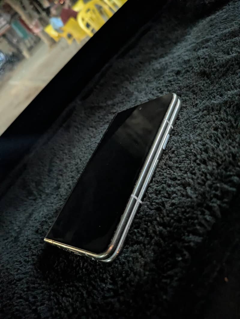 Google Pixel Fold 1