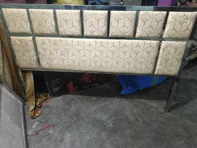 Master iron bed