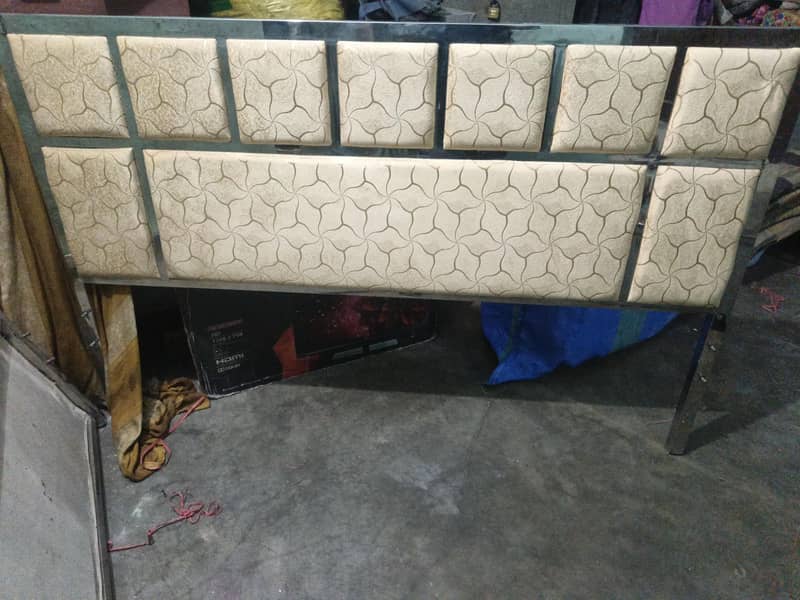 Master iron bed 0