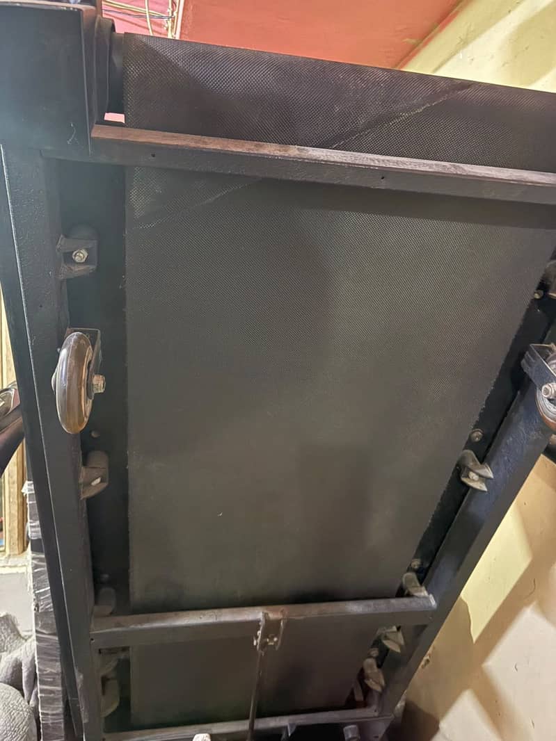 Treadmill 4
