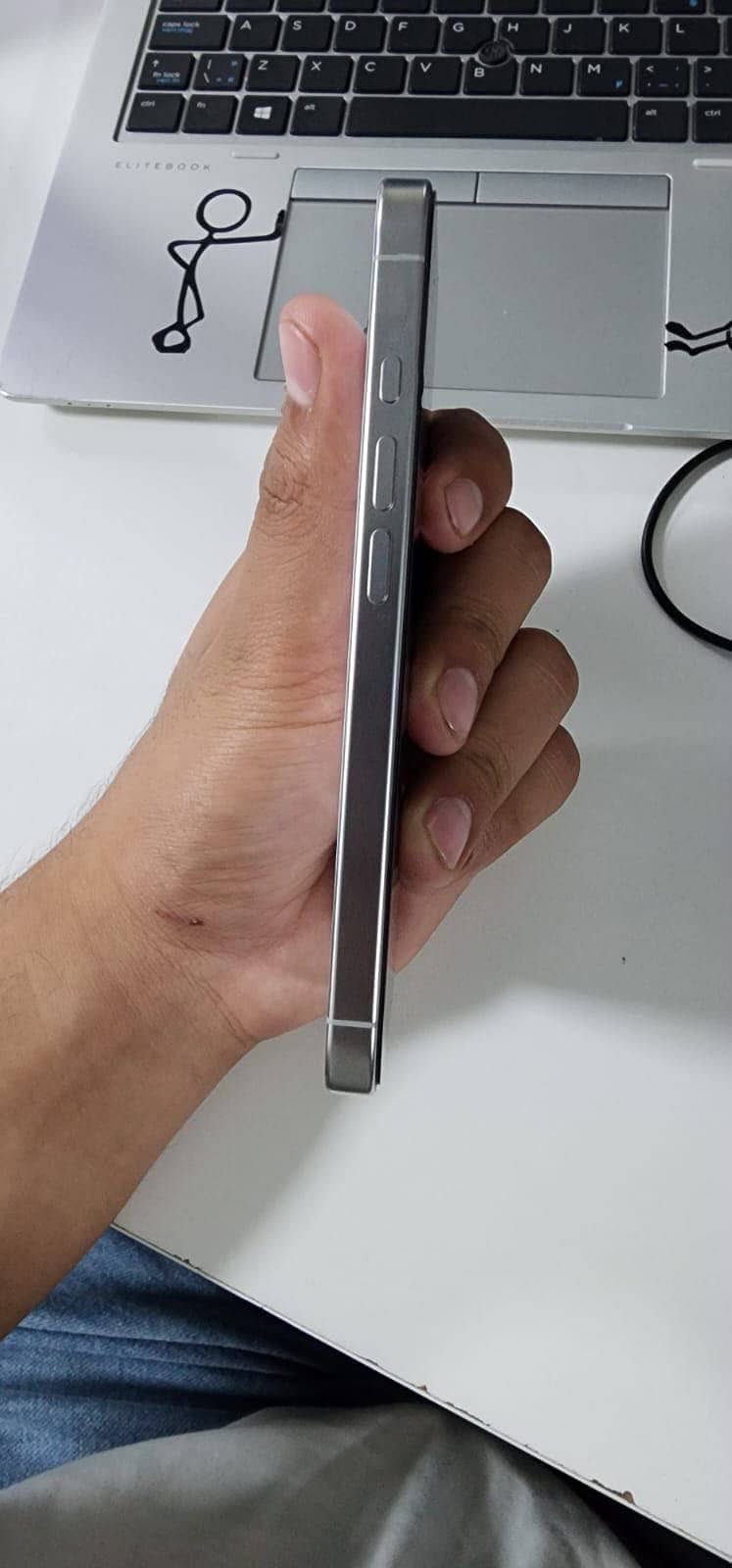 Iphone 16 pro 5