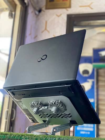 fujitsu A557 laptop 10/9