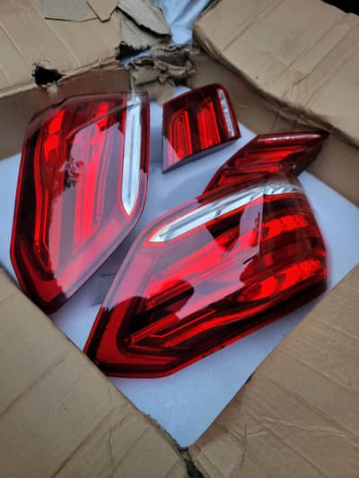 MERCEDES-BENZ E CLASS LED TAIL LIGHTS