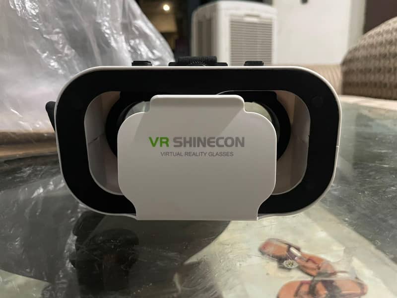 VR headset 0