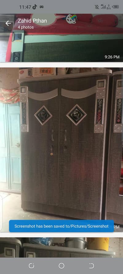 bed almari divider or dressing tebel