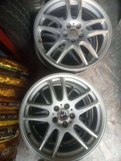 Alloy rims 17 inch