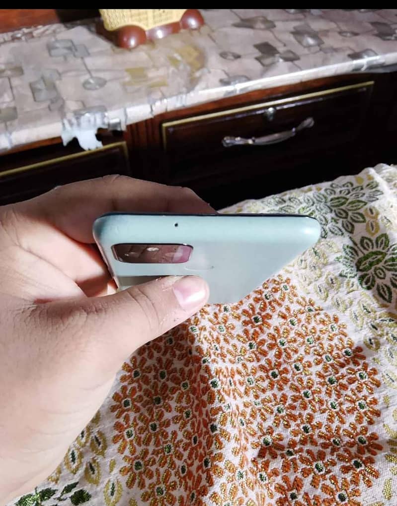 google pixel 5 4