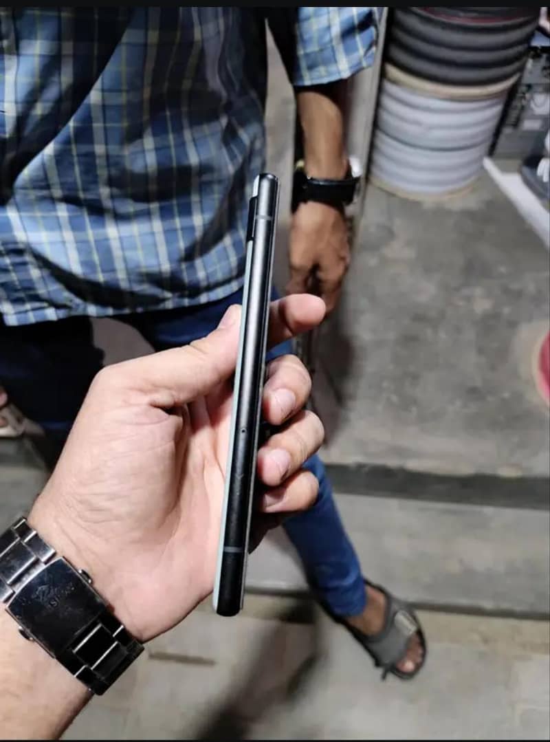 Google Pixel 6a 5