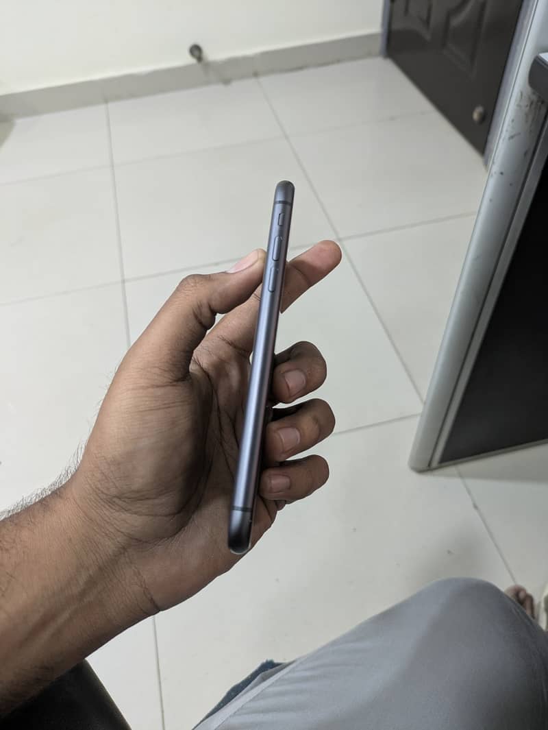 Apple iPhone 11 1